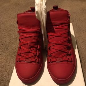 Balenciaga Arena
